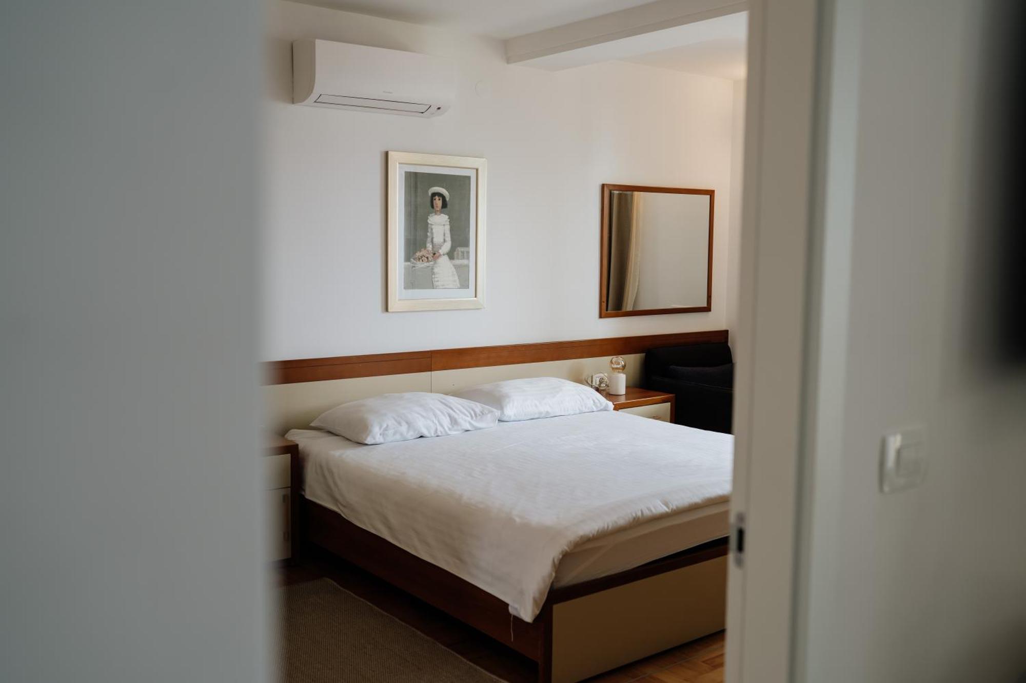 Apartmaji Punta Apartment Veli Losinj Exterior photo