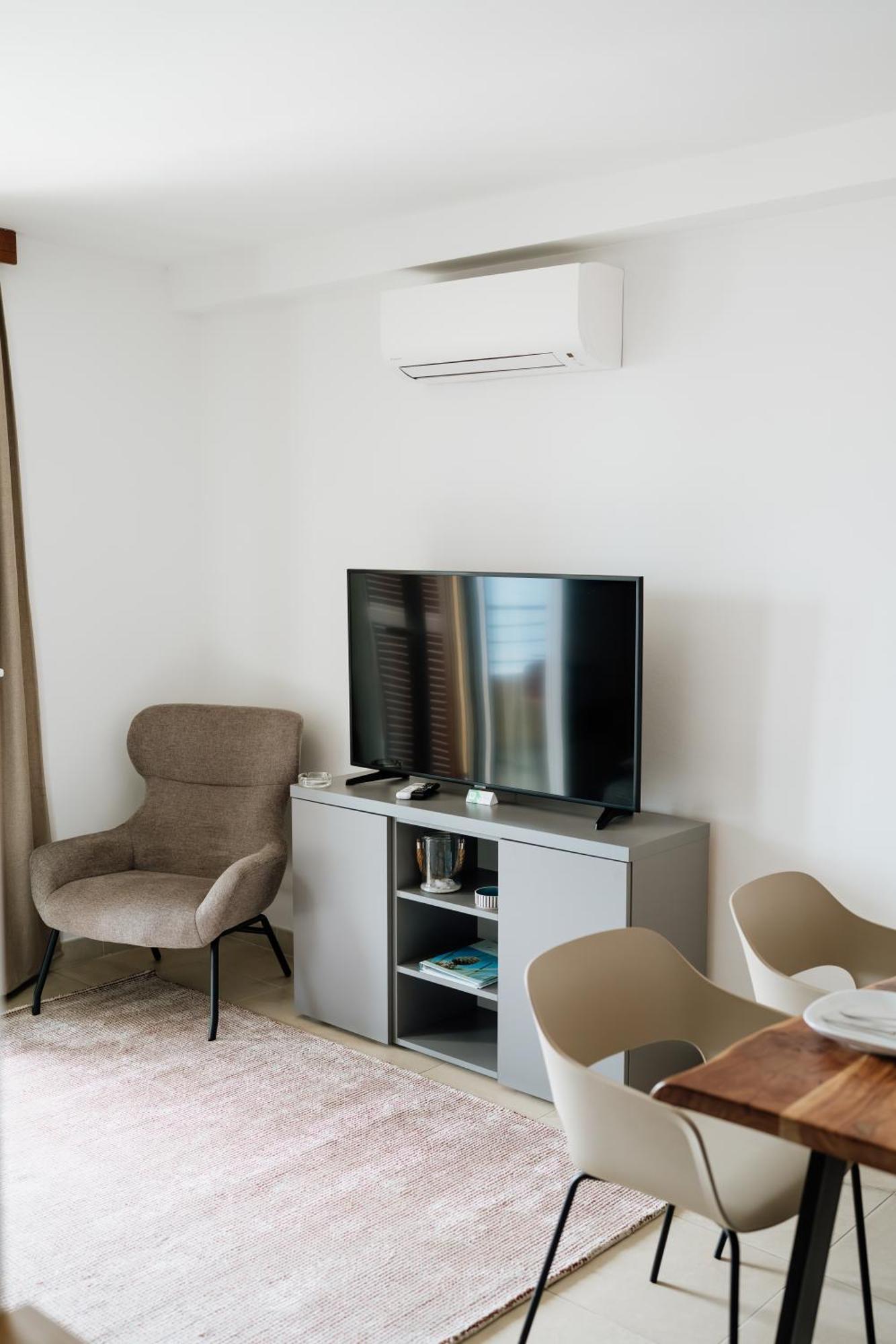 Apartmaji Punta Apartment Veli Losinj Exterior photo